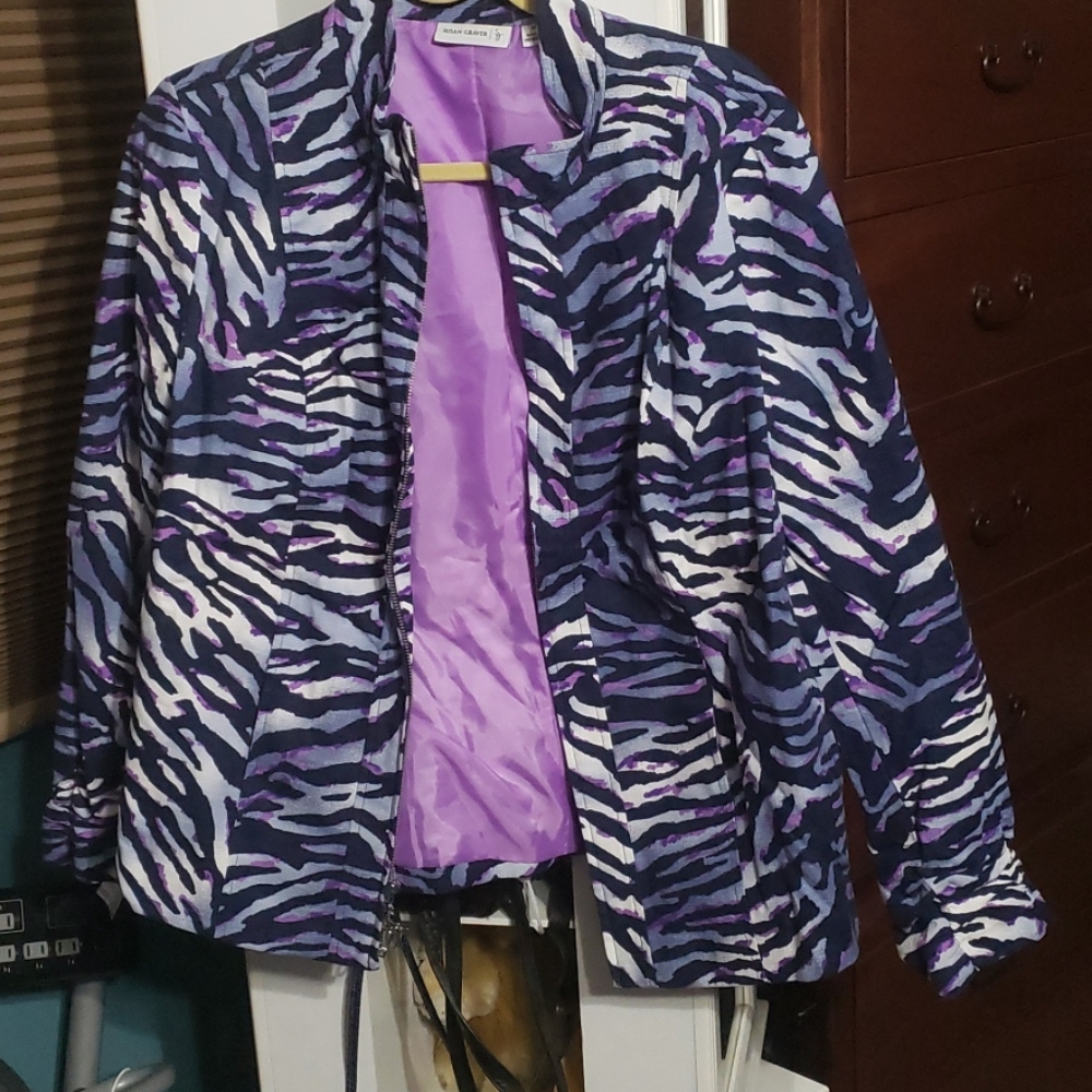 Susan Graver animal print lined jacket.  Size M